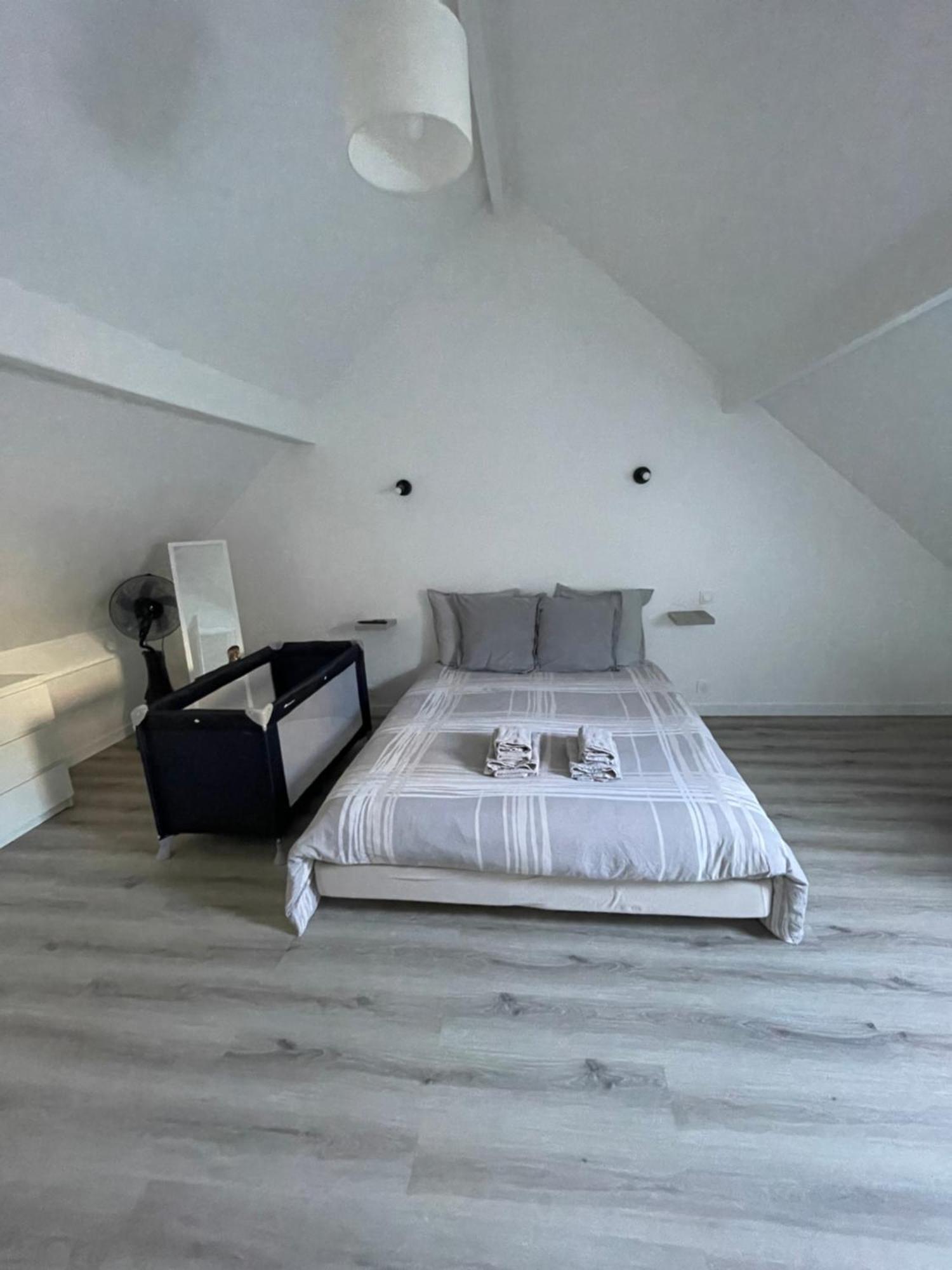 Maison Detente De 100 M2 Uniquement Couple-Famille-Travailleurs Villeparisis Exteriör bild
